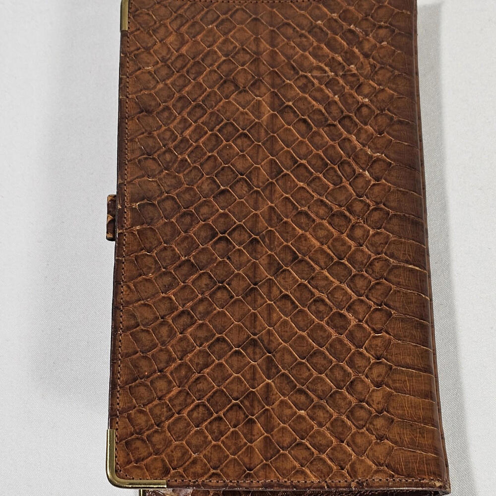 Vintage 1957 Ford Cobra Snake Skin Wallet 300-500 Club Membership Banquet MCM - Picture 3 of 11